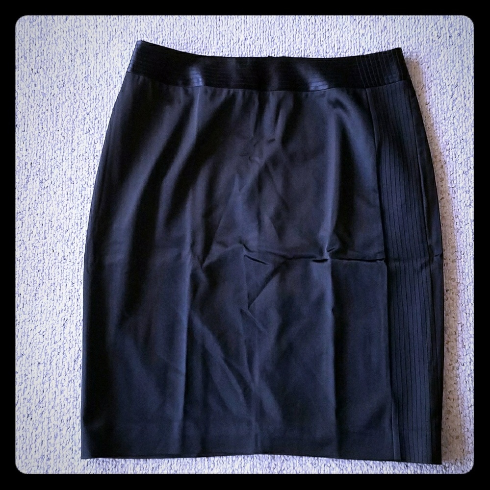 ST. JOHN Evening Black Satin Pencil Skirt